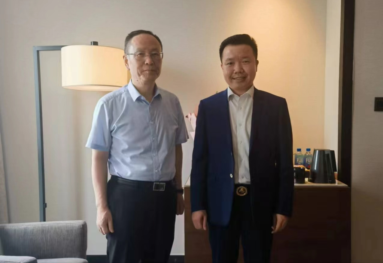 强国智库执行主任李学武拜会中国国际经济交流中心副理事长王一鸣