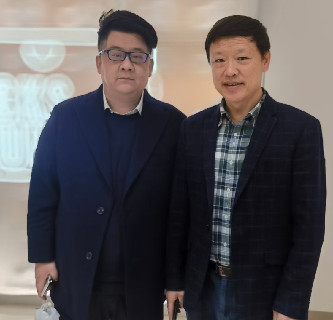 强国智库秘书长王金良、执行主任李学武拜会知名媒体人胡锡进